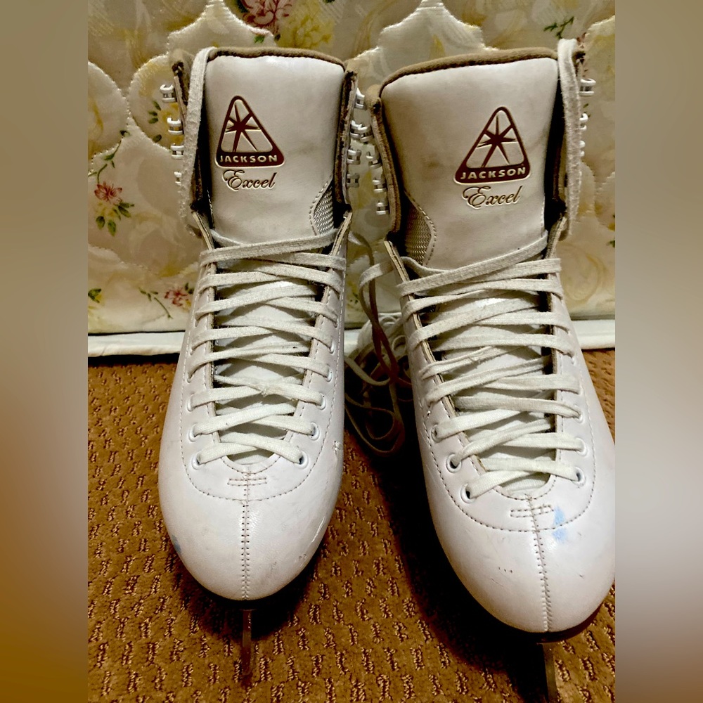 Jackson Excel ice skates size 8.5!